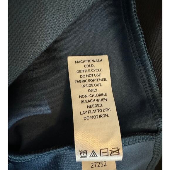 Assets by SPANX Women's Plus 1X All Over Blue Faux Leather Leggings #20258R - Picture 8 of 9